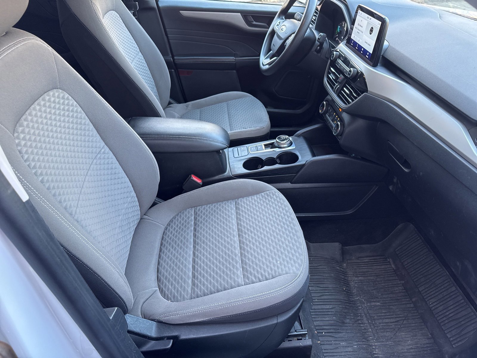 Certified 2022 Ford Escape SE image 34