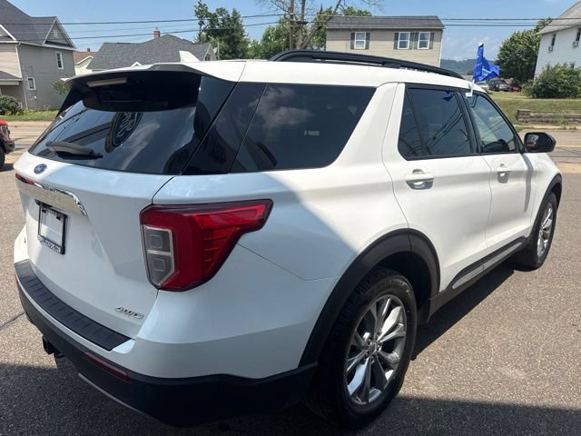 Certified 2023 Ford Explorer XLT w/ Equipment Group 202A AWD/4WD image 6