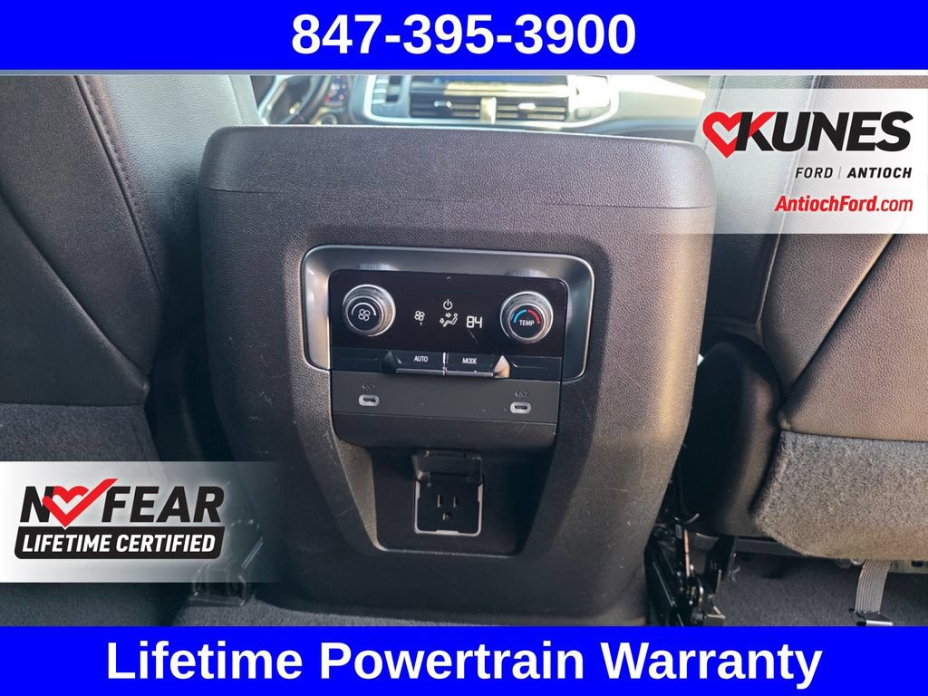 Used 2023 Chevrolet Suburban LT AWD/4WD image 43