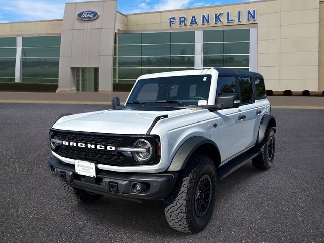 Certified 2023 Ford Bronco Wildtrak AWD/4WD image 3