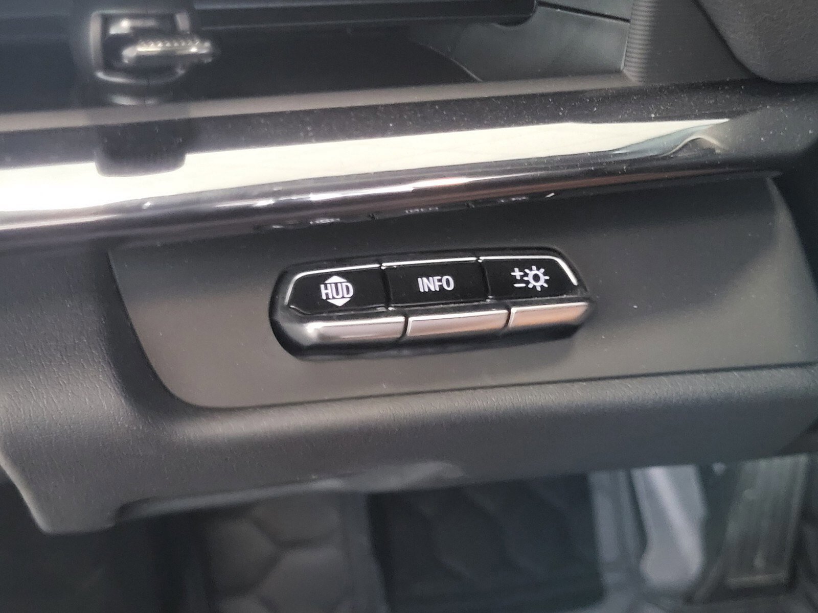 Used 2024 Chevrolet Corvette Stingray Preferred Cpe w/ Stealth Interior Trim Package image 15