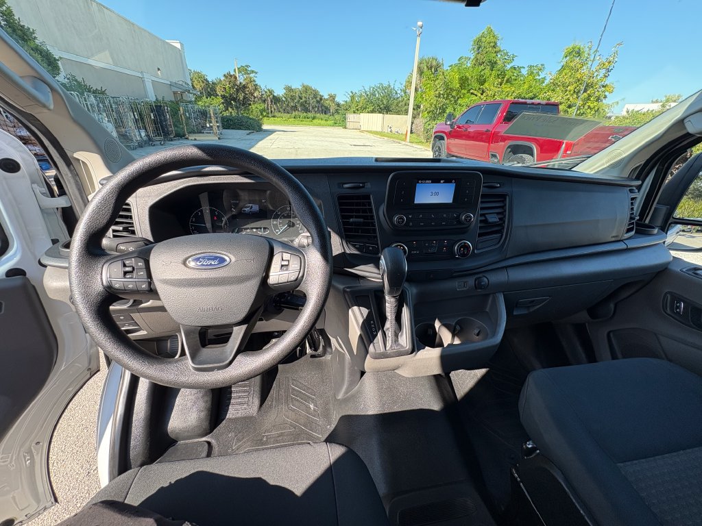 Certified 2025 Ford Transit 250 Low Roof w/ Exterior Upgrade Package RWD image 8