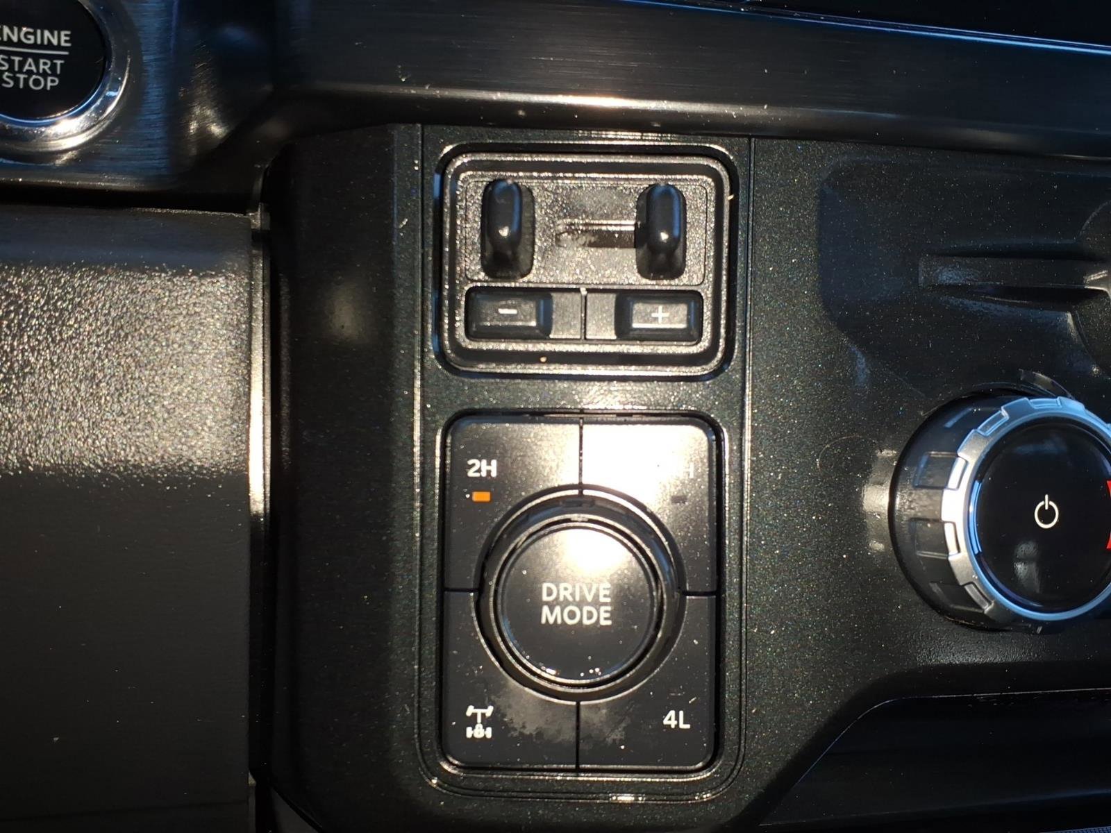 Certified 2023 Ford F250 Lariat w/ Lariat Ultimate Package image 26