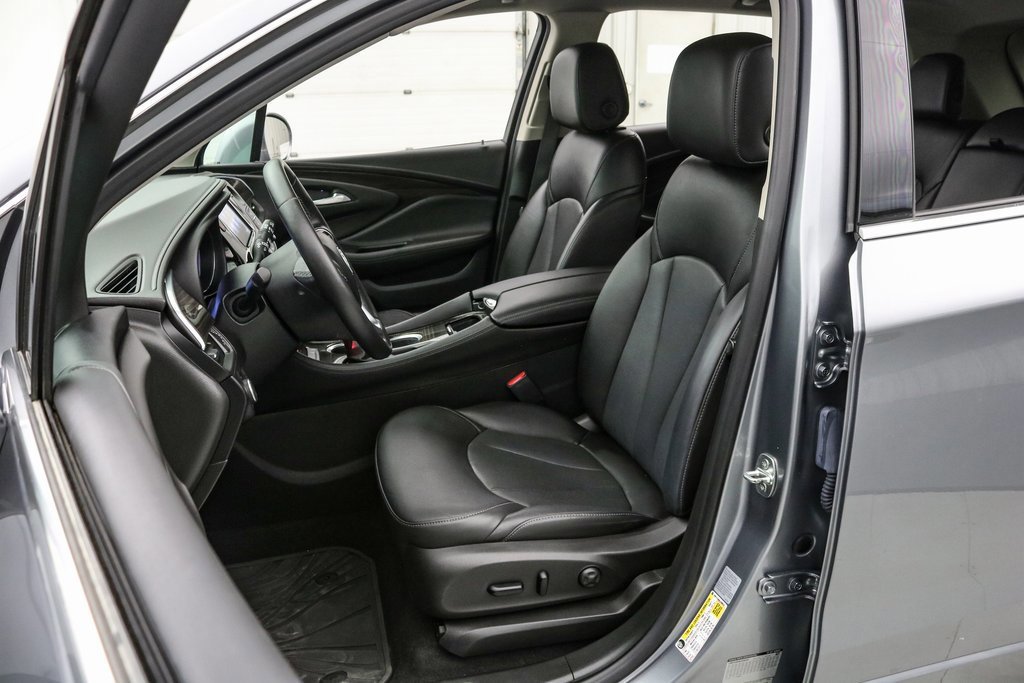 Used 2020 Buick Envision Essence image 11