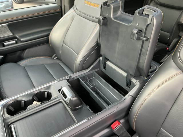 Certified 2026 Ford Expedition Tremor AWD/4WD image 27