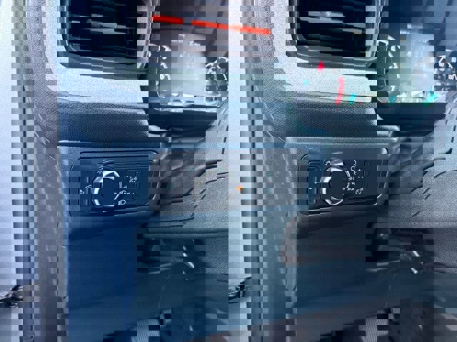 Certified 2022 Ford Maverick XLT image 14