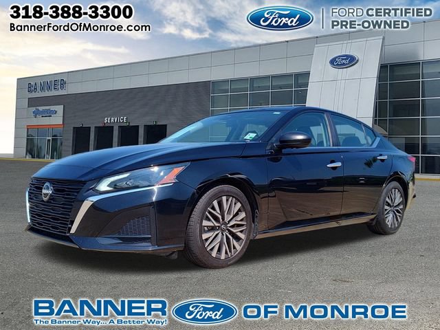 Used 2024 Nissan Altima 2.5 SV