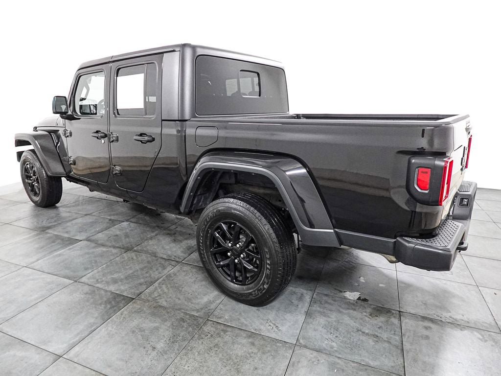 Used 2022 Jeep Gladiator Sport AWD/4WD image 5