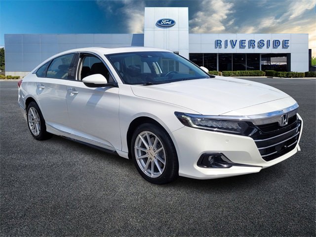 Used 2021 Honda Accord Touring image 1