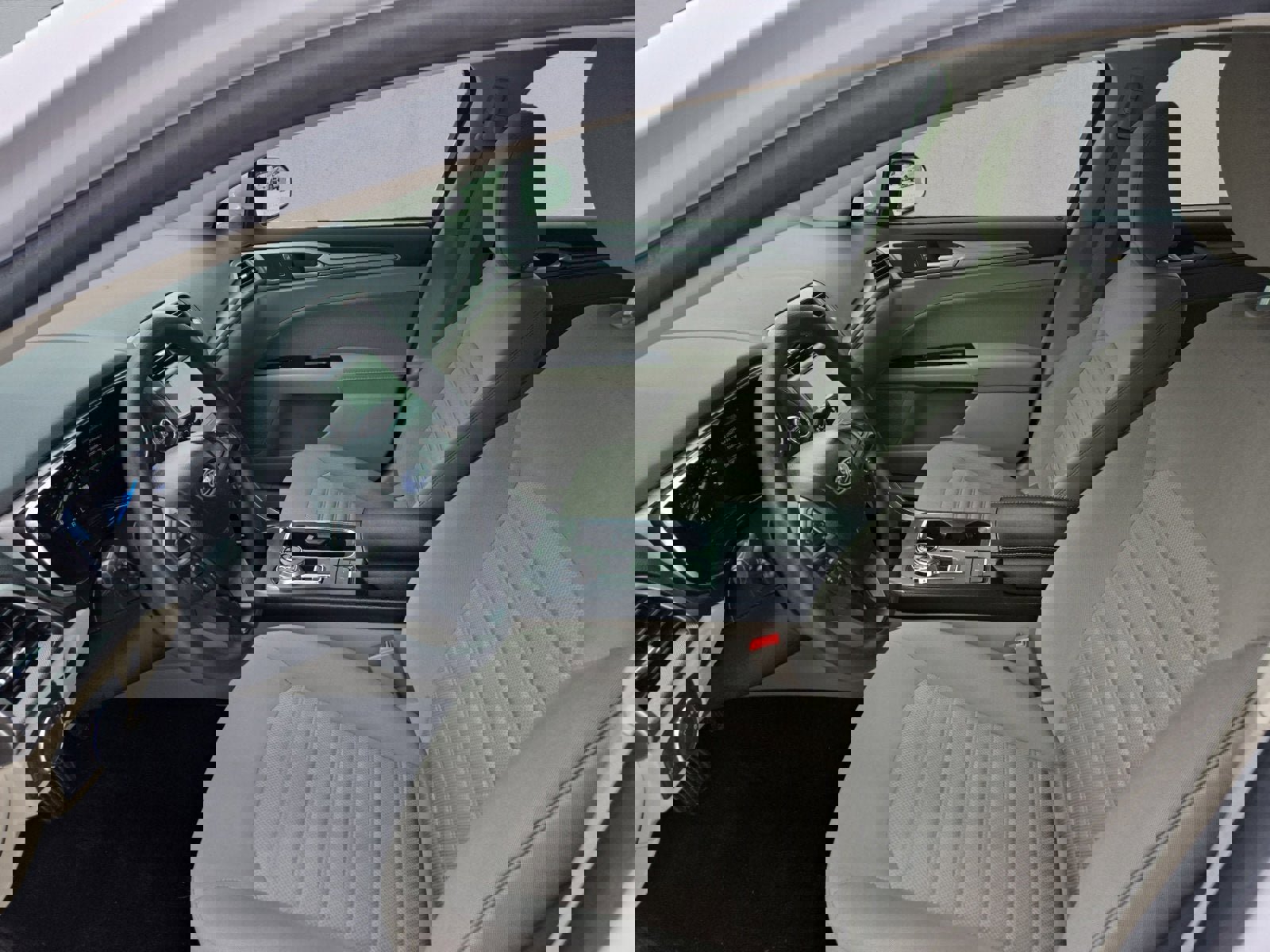 Certified 2020 Ford Fusion SE image 11