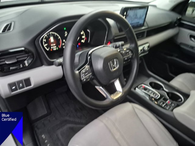 Used 2024 Honda Pilot Touring image 16
