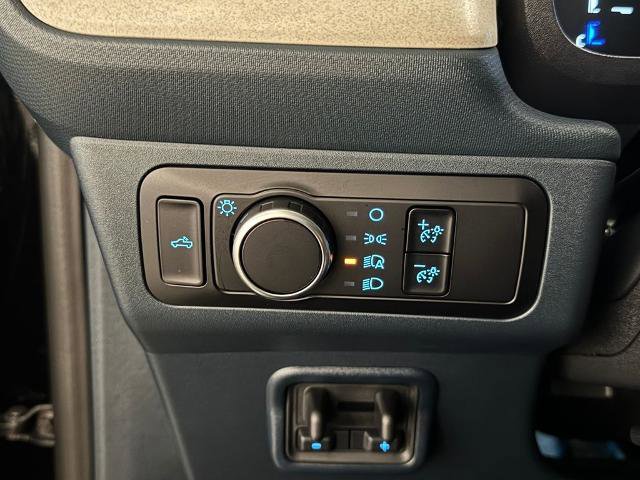 Certified 2025 Ford Maverick Lariat w/ 4K Tow Package image 13