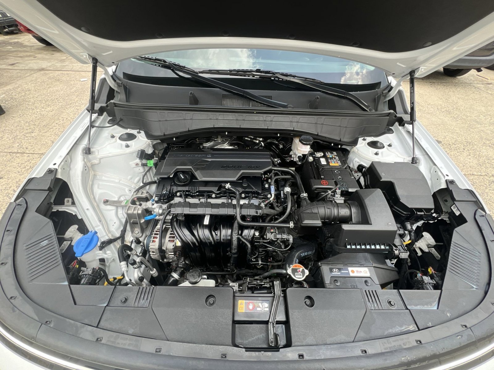 Used 2025 Hyundai Kona SEL FWD image 34