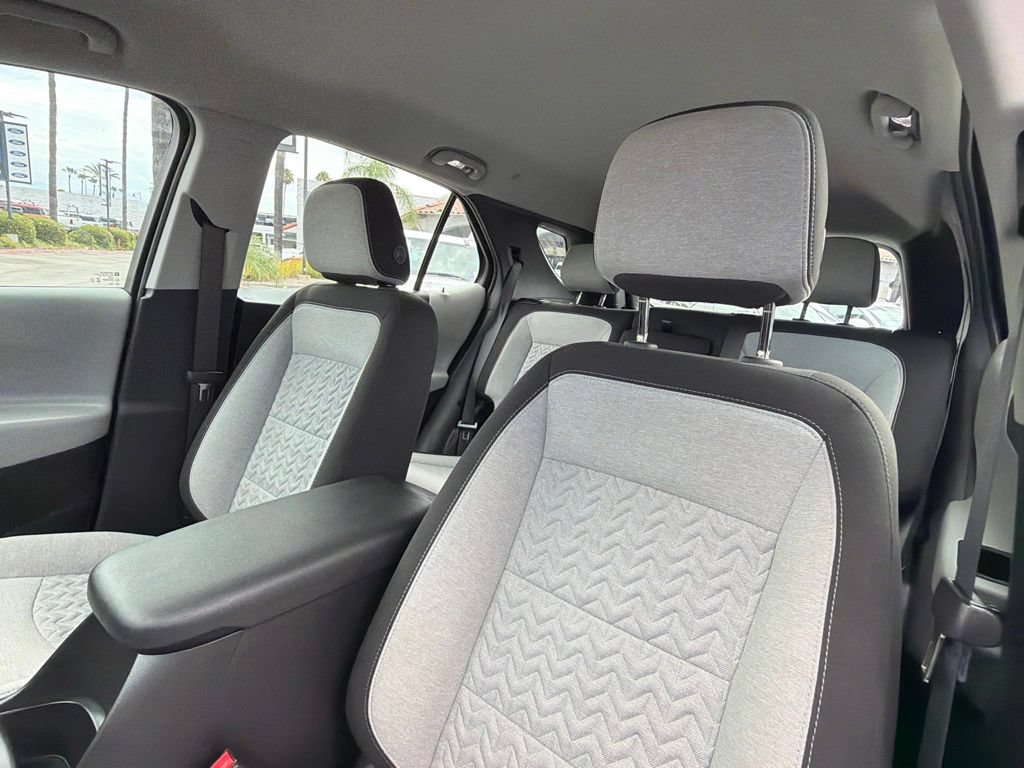 Used 2024 Chevrolet Equinox LS w/ Driver Confidence II Package FWD image 25