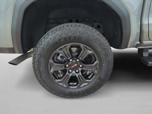 Used 2025 GMC Canyon Elevation w/ Convenience Package image 29