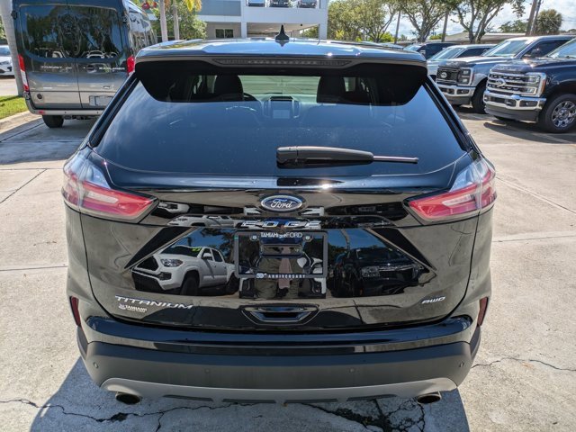 Certified 2024 Ford Edge Titanium image 3