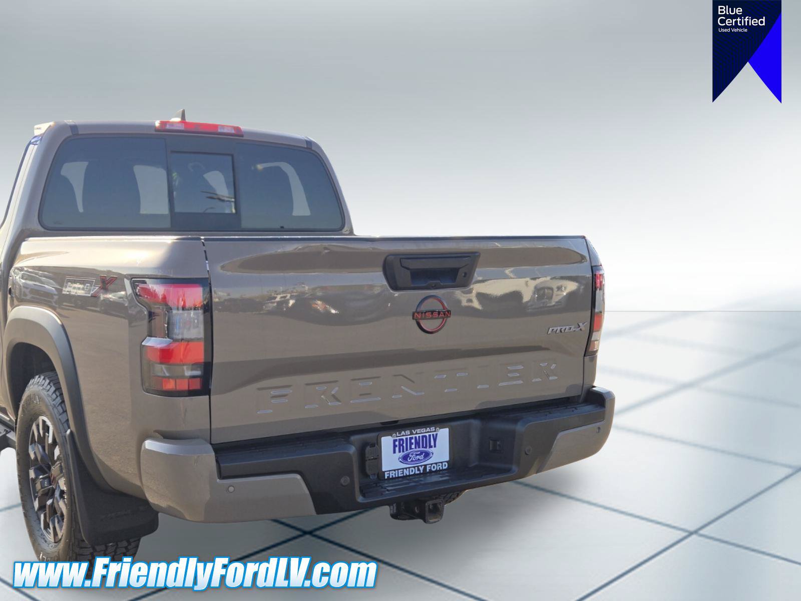 Used 2022 Nissan Frontier Pro-X RWD image 5