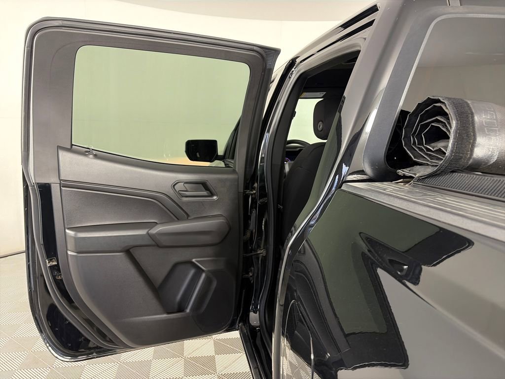 Used 2024 Chevrolet Colorado Trail Boss w/ Technology Package AWD/4WD image 12