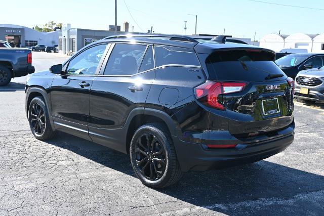 Used 2022 GMC Terrain SLE w/ Driver Convenience Package AWD/4WD image 11