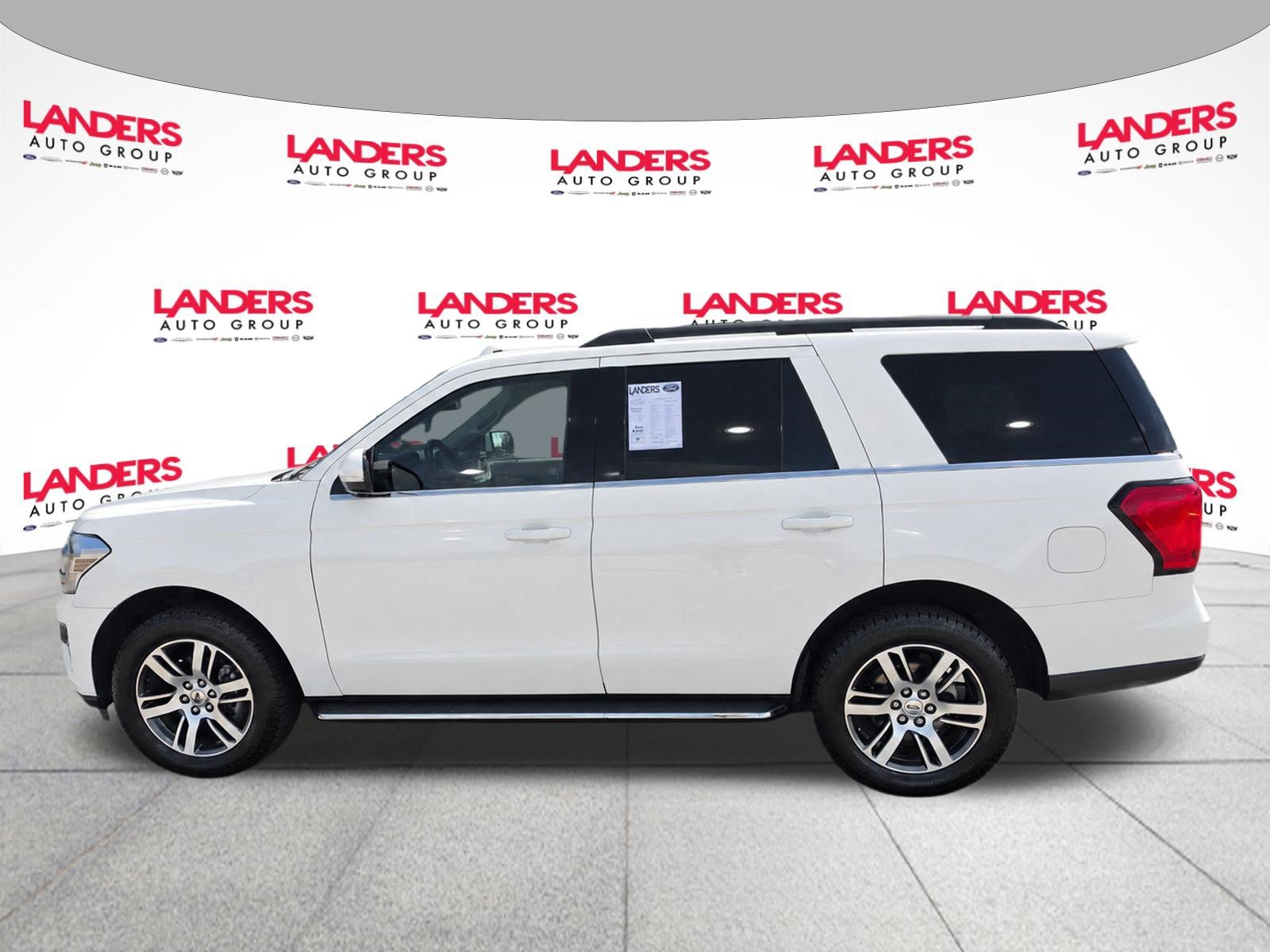 Certified 2022 Ford Expedition XLT RWD image 8