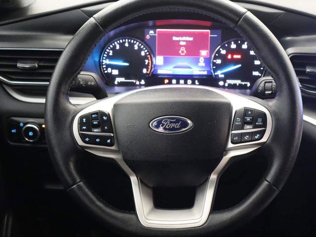 Certified 2023 Ford Explorer XLT w/ Equipment Group 202A RWD image 27