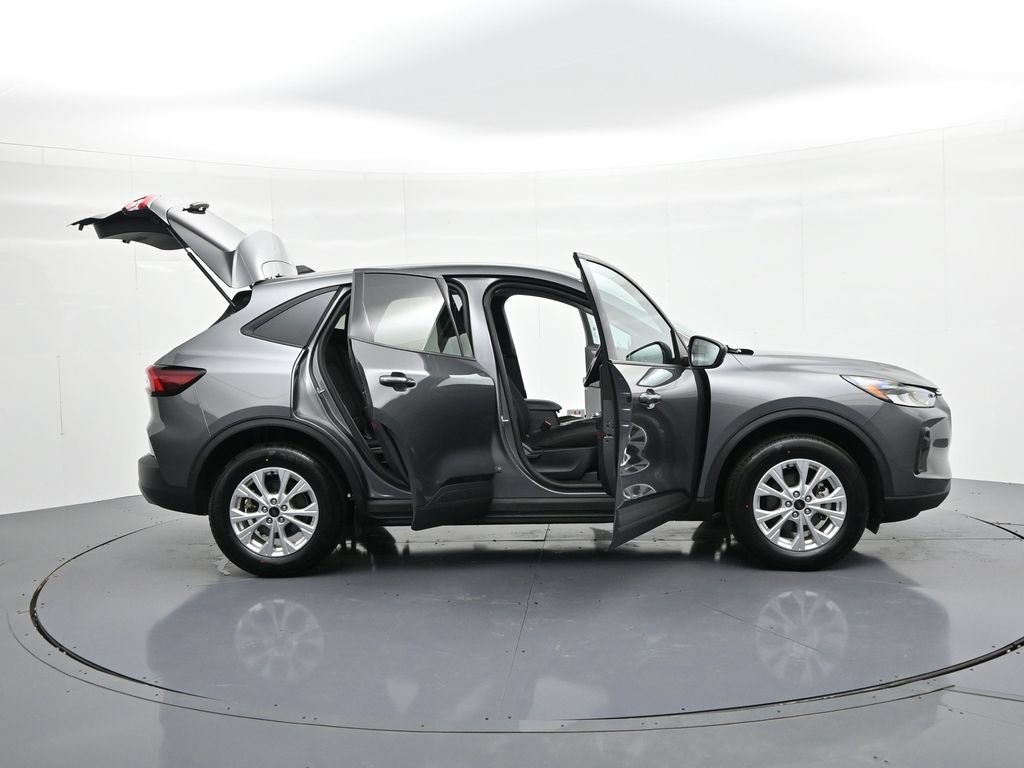 Certified 2025 Ford Escape Active AWD/4WD image 31