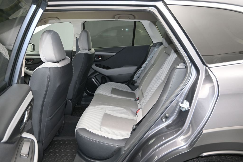 Used 2025 Subaru Outback Premium AWD/4WD image 15