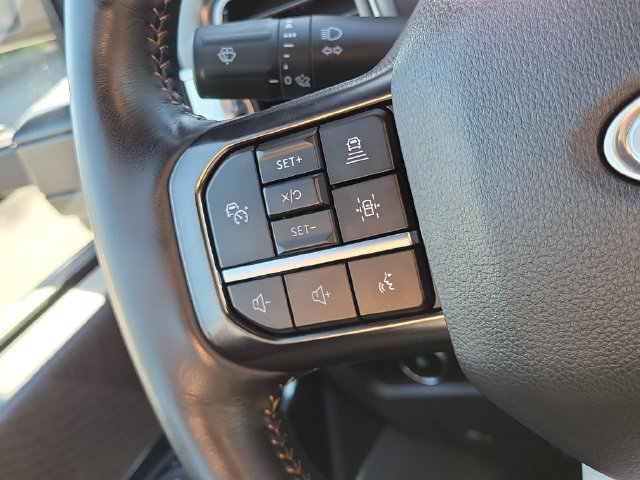 Certified 2023 Ford F250 Platinum w/ Tremor Off-Road Package AWD/4WD image 15