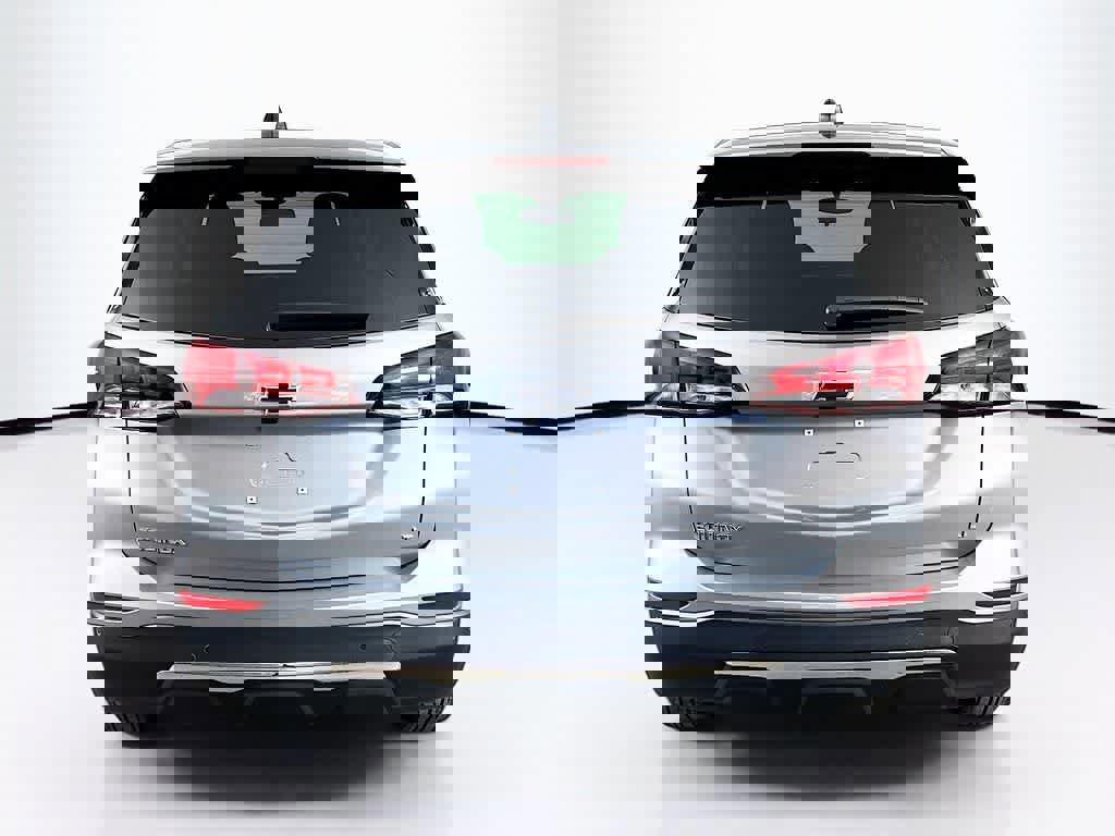 Used 2024 Chevrolet Equinox LT image 4