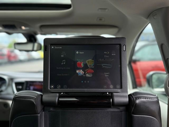 Used 2019 Chrysler Pacifica Limited FWD image 6