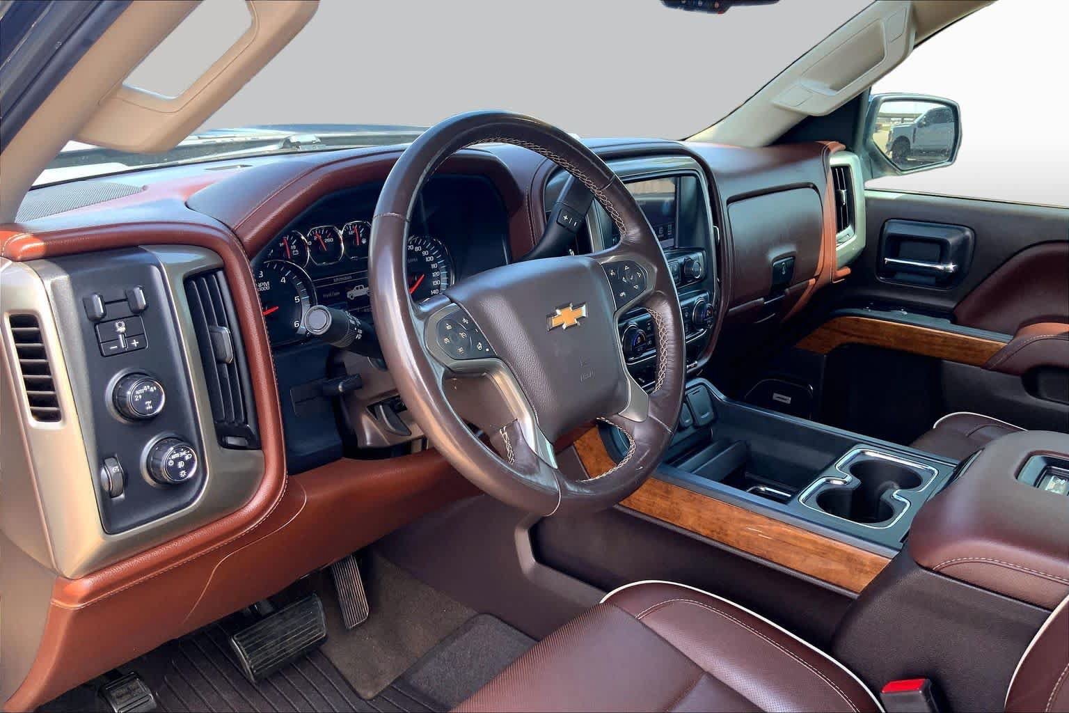 Used 2018 Chevrolet Silverado 1500 High Country AWD/4WD image 18