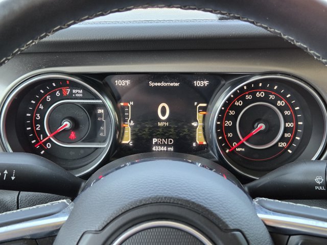 Used 2020 Jeep Gladiator Rubicon w/ Dual Top Group AWD/4WD image 13