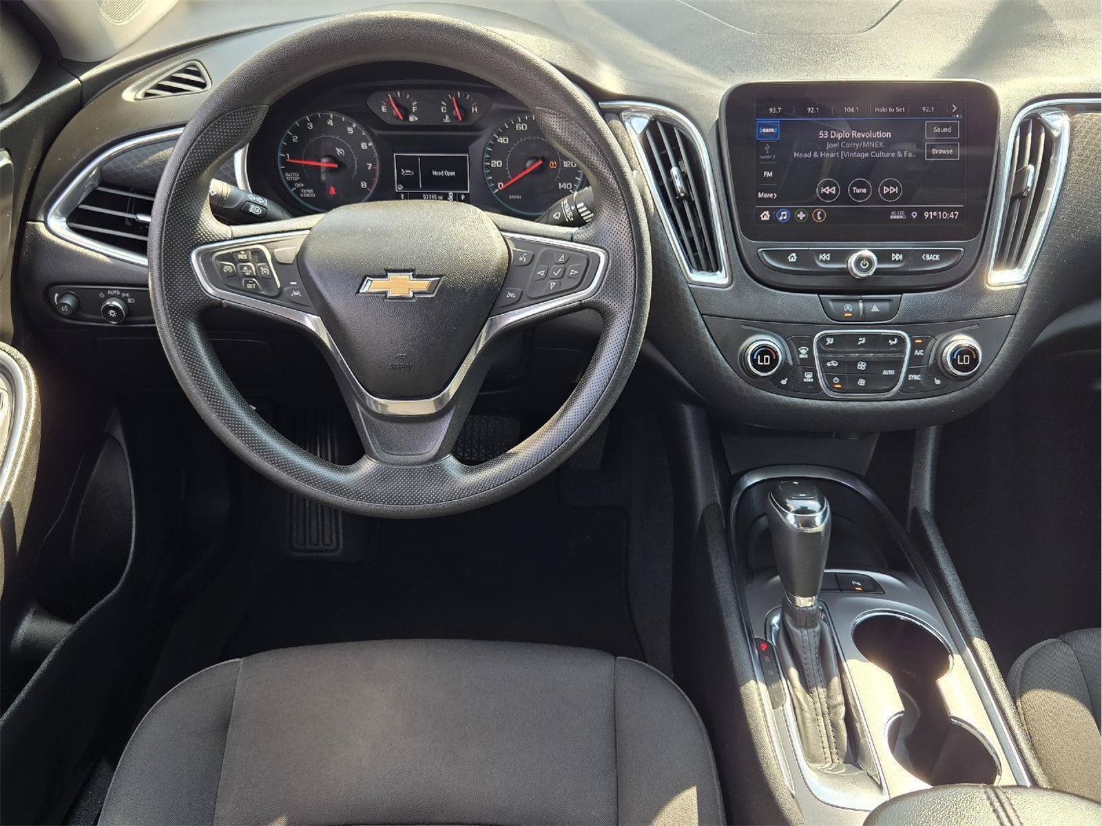 Used 2020 Chevrolet Malibu LT FWD image 25
