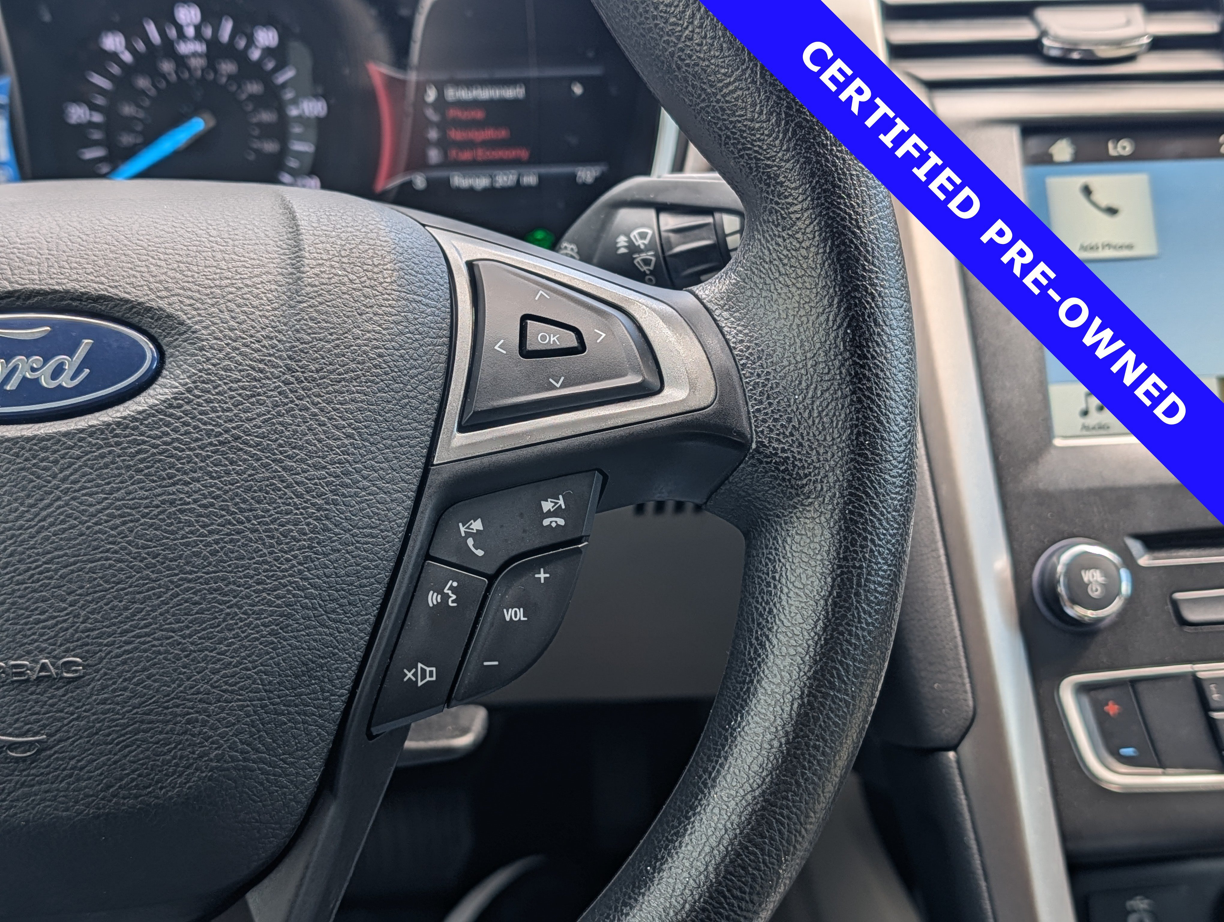 Certified 2018 Ford Fusion SE FWD image 24