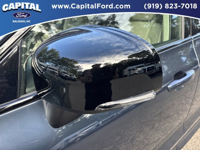 Used 2025 Volvo XC60 B5 Plus w/ Protection Package Premier AWD/4WD image 12