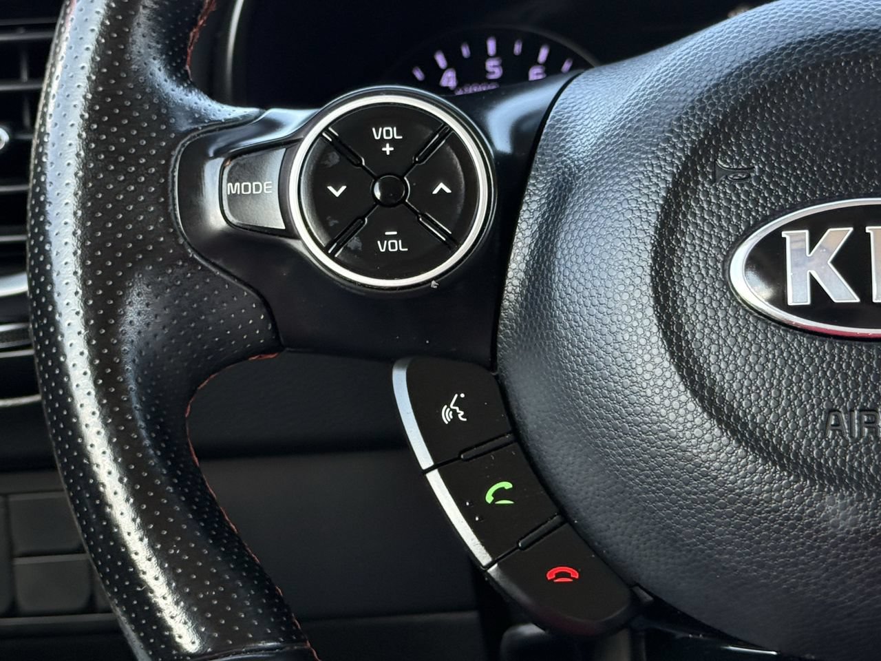 Used 2018 Kia Soul ! FWD image 12