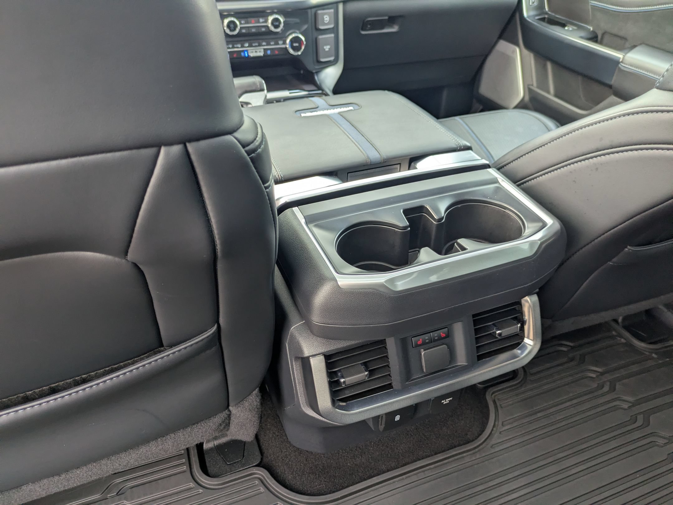 Certified 2025 Ford F150 Platinum w/ Equipment Group 702A High AWD/4WD image 33