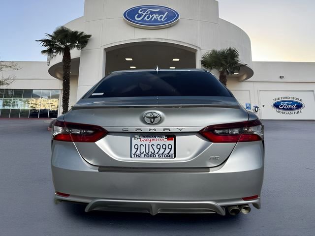 Used 2023 Toyota Camry SE image 4