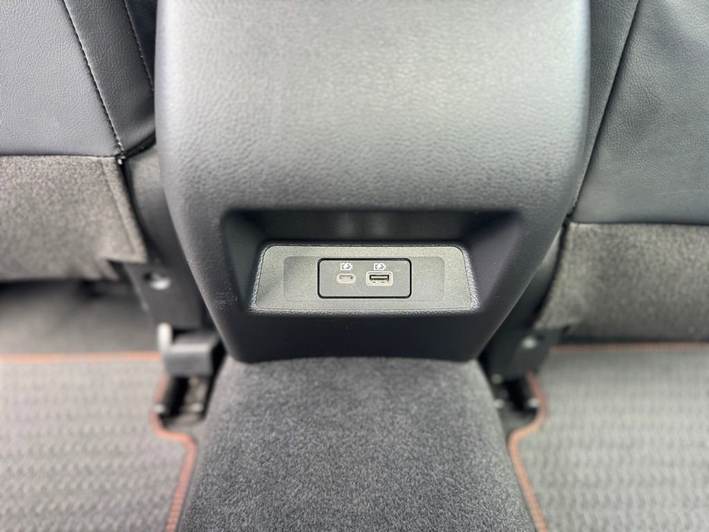 Used 2025 Nissan Altima 2.5 SR FWD image 35