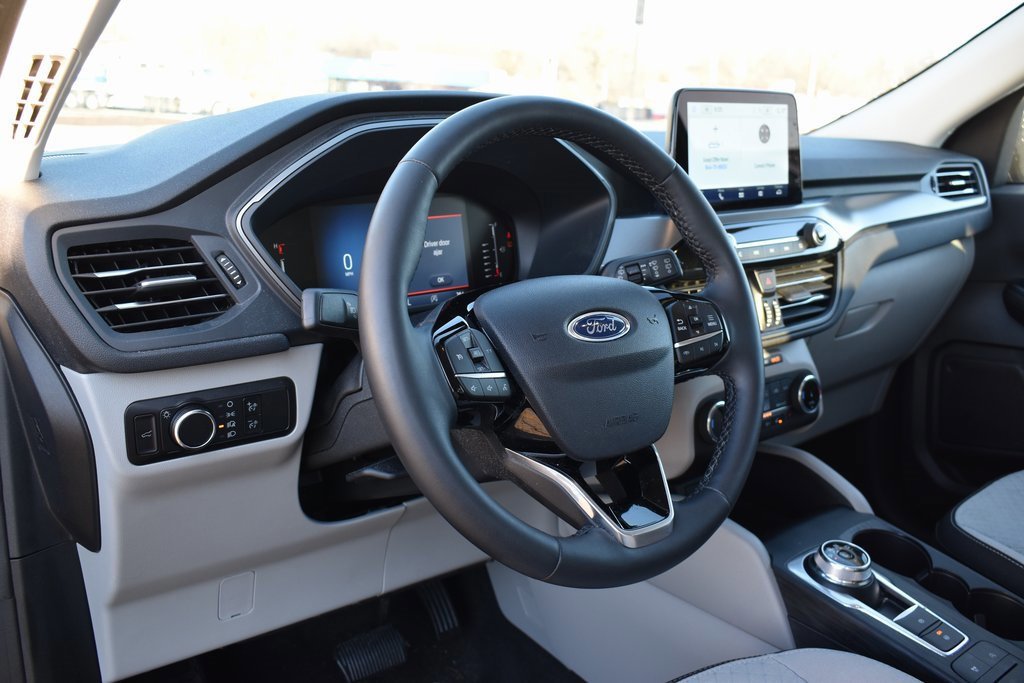 Certified 2023 Ford Escape Active image 9
