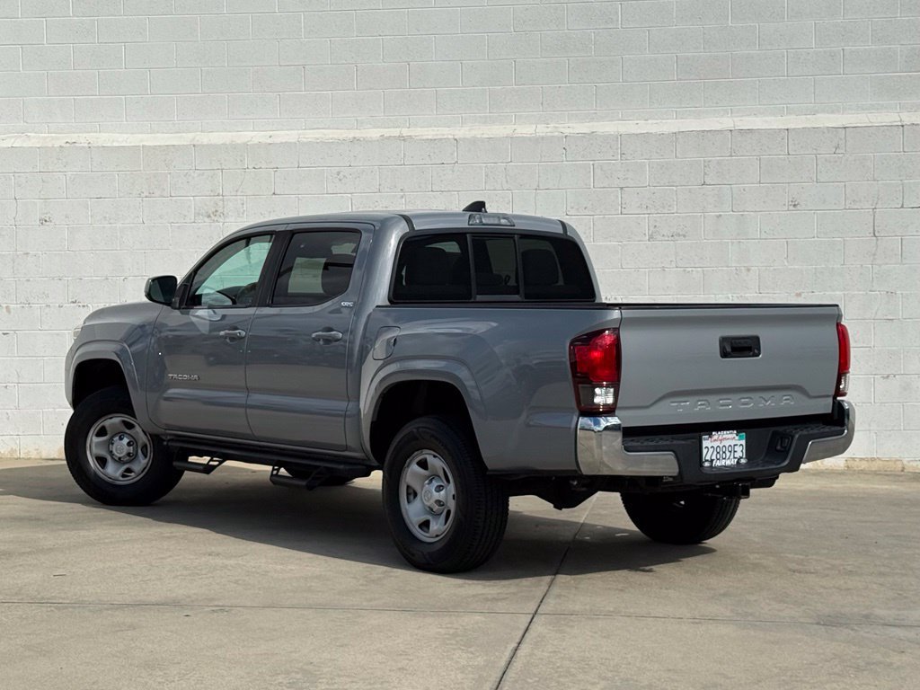 Used 2021 Toyota Tacoma SR5 RWD image 4
