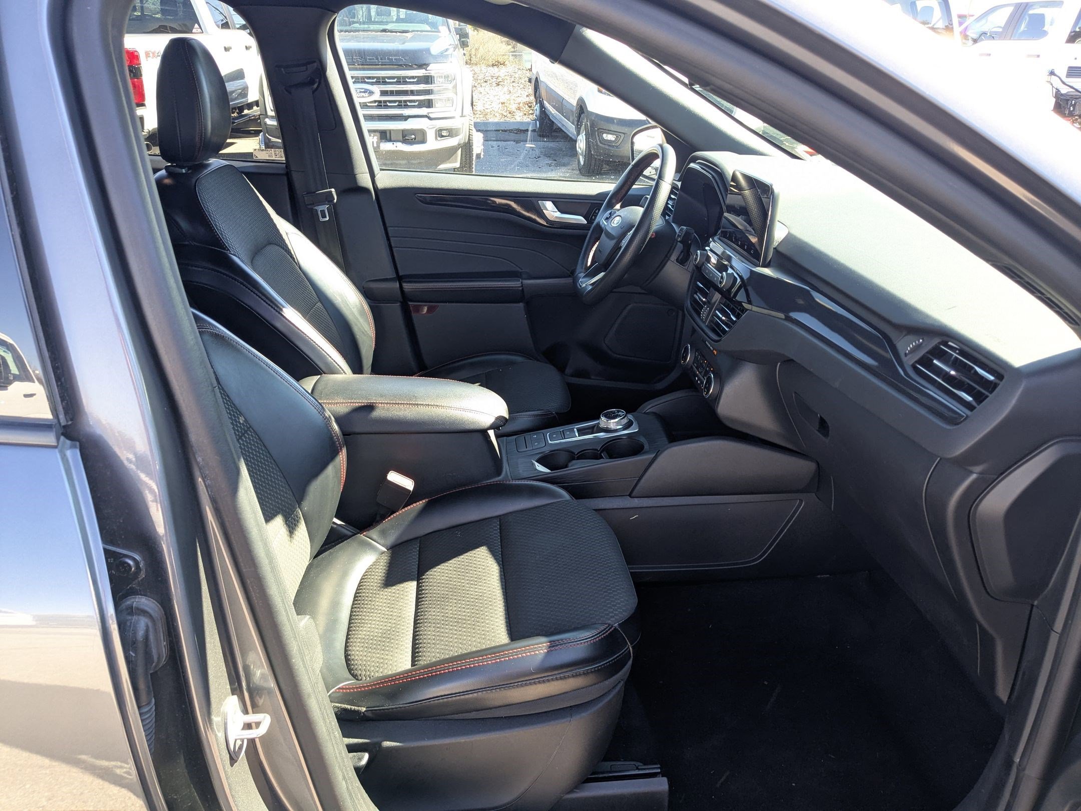 Certified 2023 Ford Escape ST-Line image 32