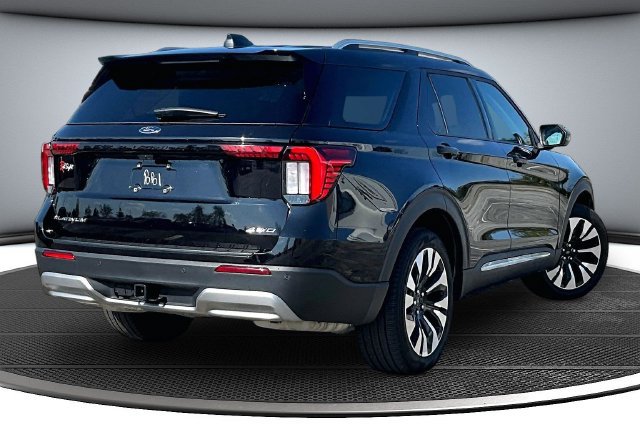 Certified 2026 Ford Explorer Platinum w/ LUX Leather Package AWD/4WD image 6
