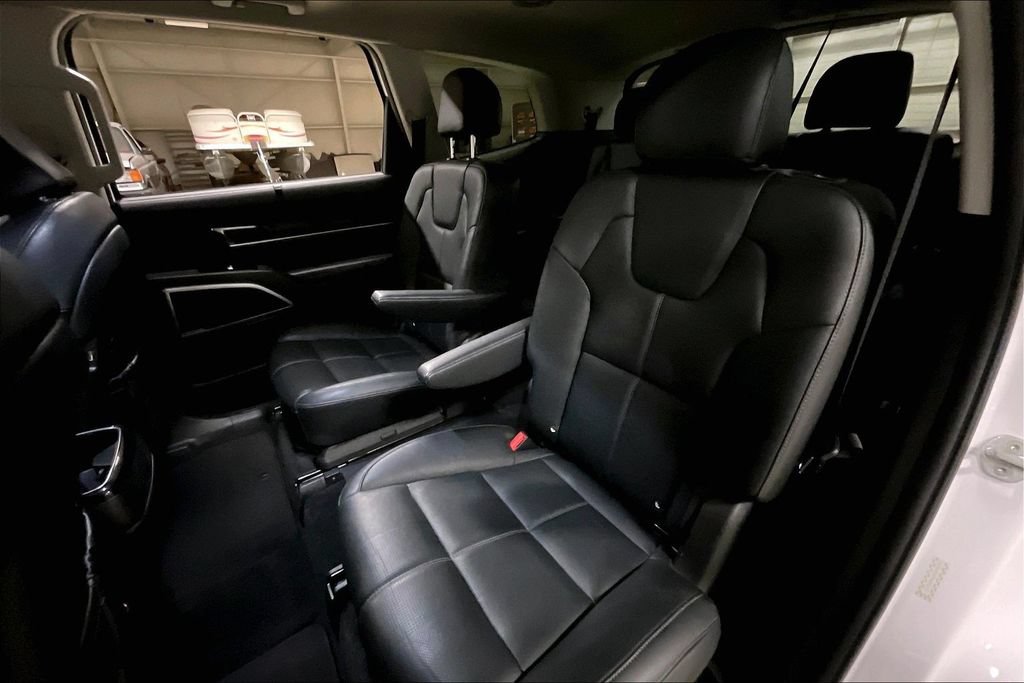 Used 2022 Kia Telluride EX w/ EX Premium Package AWD/4WD image 25