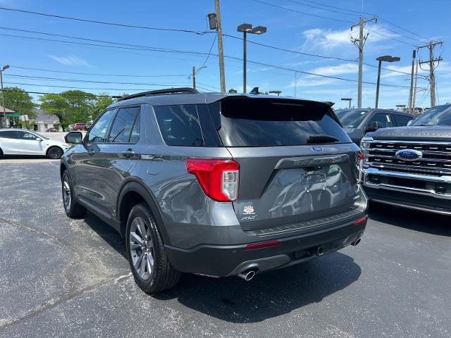 Certified 2023 Ford Explorer XLT w/ Equipment Group 202A AWD/4WD image 13