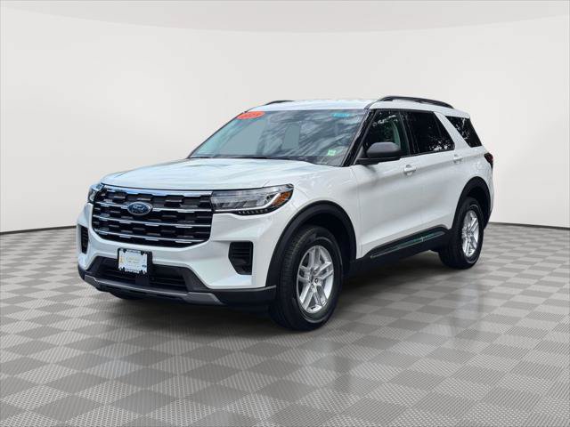 Certified 2025 Ford Explorer Active AWD/4WD image 3