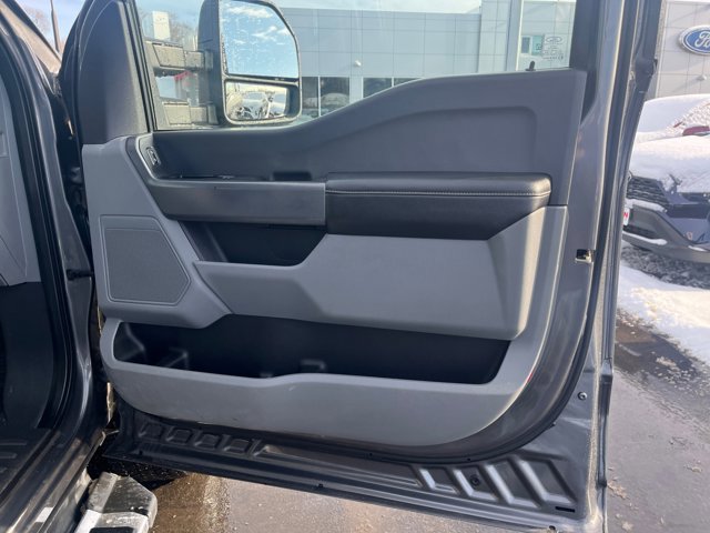 Certified 2023 Ford F250 XLT w/ Snow Plow Prep Package image 22