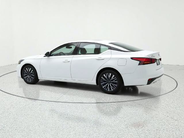 Used 2025 Nissan Altima 2.5 SV FWD image 5