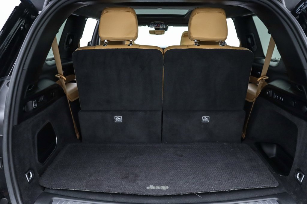 Used 2024 Jeep Grand Cherokee L Summit image 22