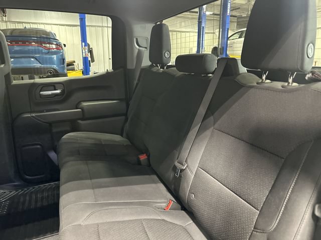 Used 2020 Chevrolet Silverado 1500 Custom w/ Custom Value Package AWD/4WD image 30